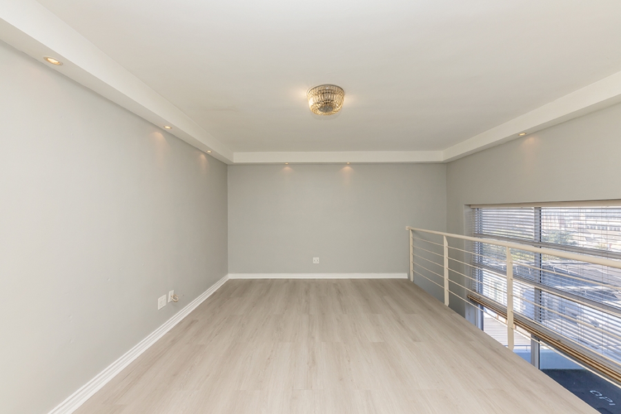 To Let 2 Bedroom Property for Rent in Green Point Western Cape